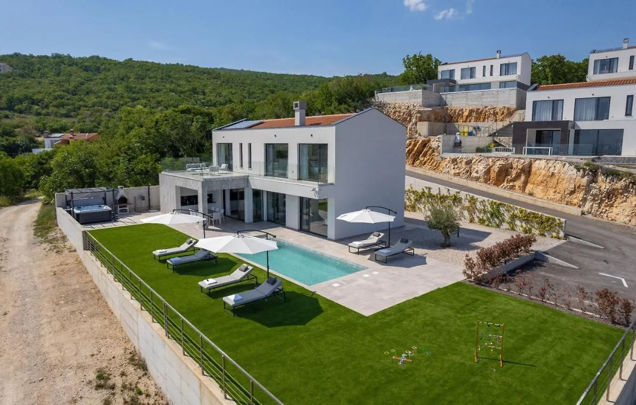 Villa Atrium With Heated Pool, Sea View, Jacuzzi, Gym And Sauna Labin