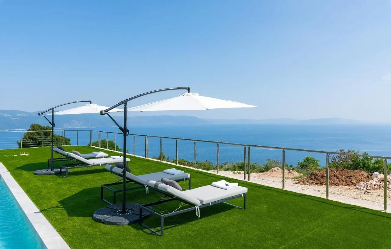 Villa Atrium With Heated Pool, Sea View, Jacuzzi, Gym And Sauna Labin