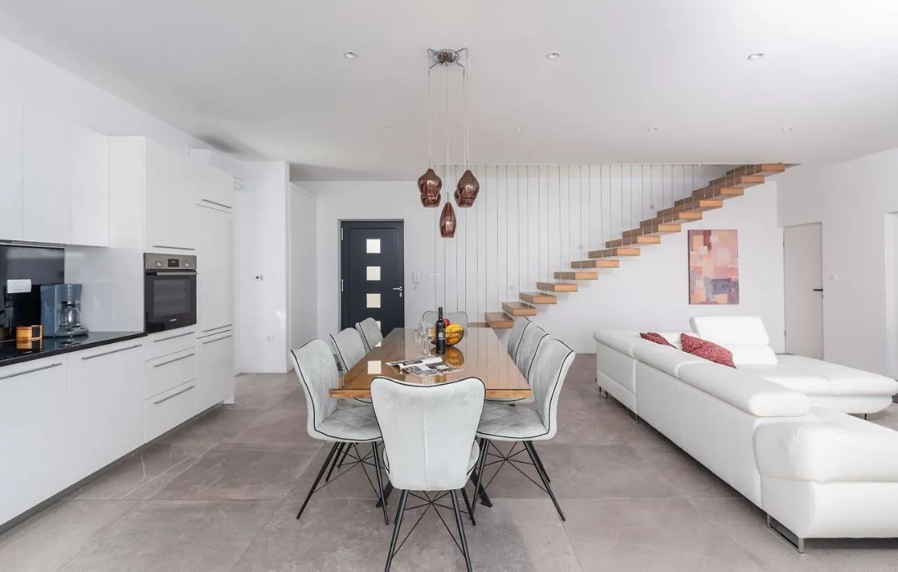 Villa Atrium With Heated Pool, Sea View, Jacuzzi, Gym And Sauna Labin  Croatia