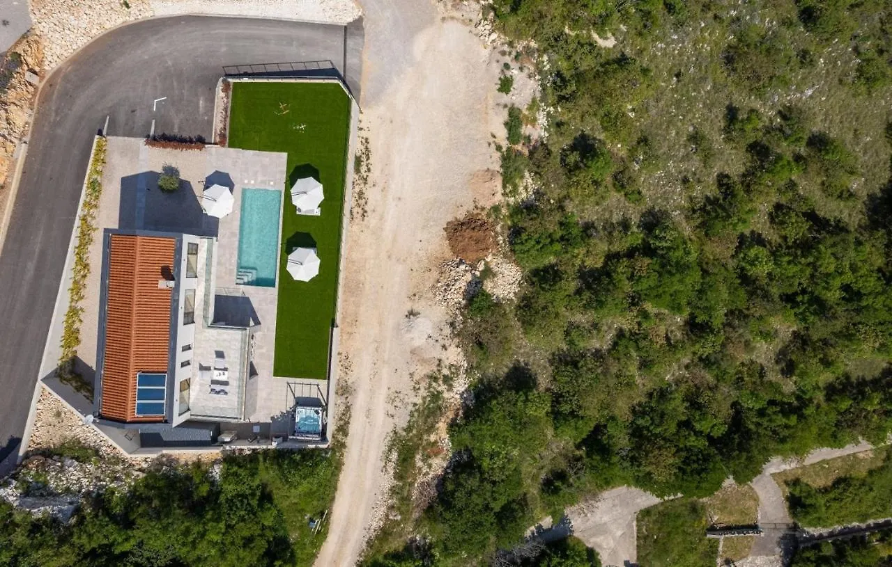 Villa Atrium With Heated Pool, Sea View, Jacuzzi, Gym And Sauna Labin  0*, Labin (Istria)