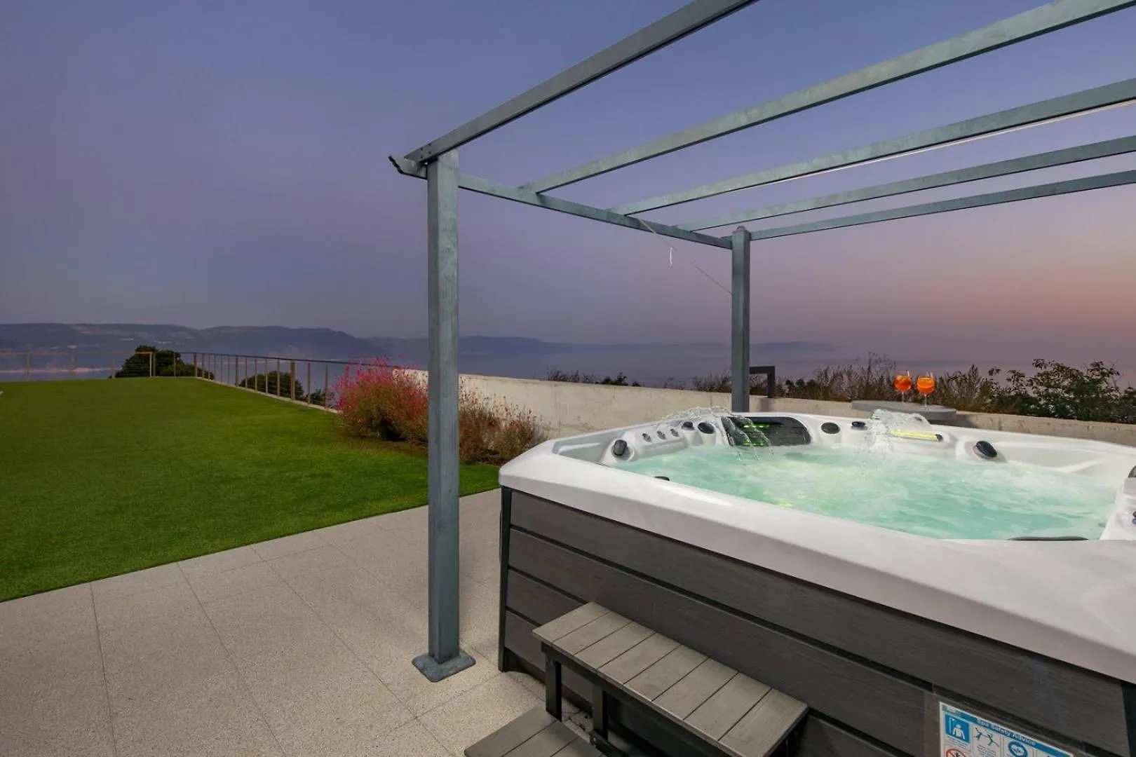 Villa Atrium With Heated Pool, Sea View, Jacuzzi, Gym And Sauna Labin