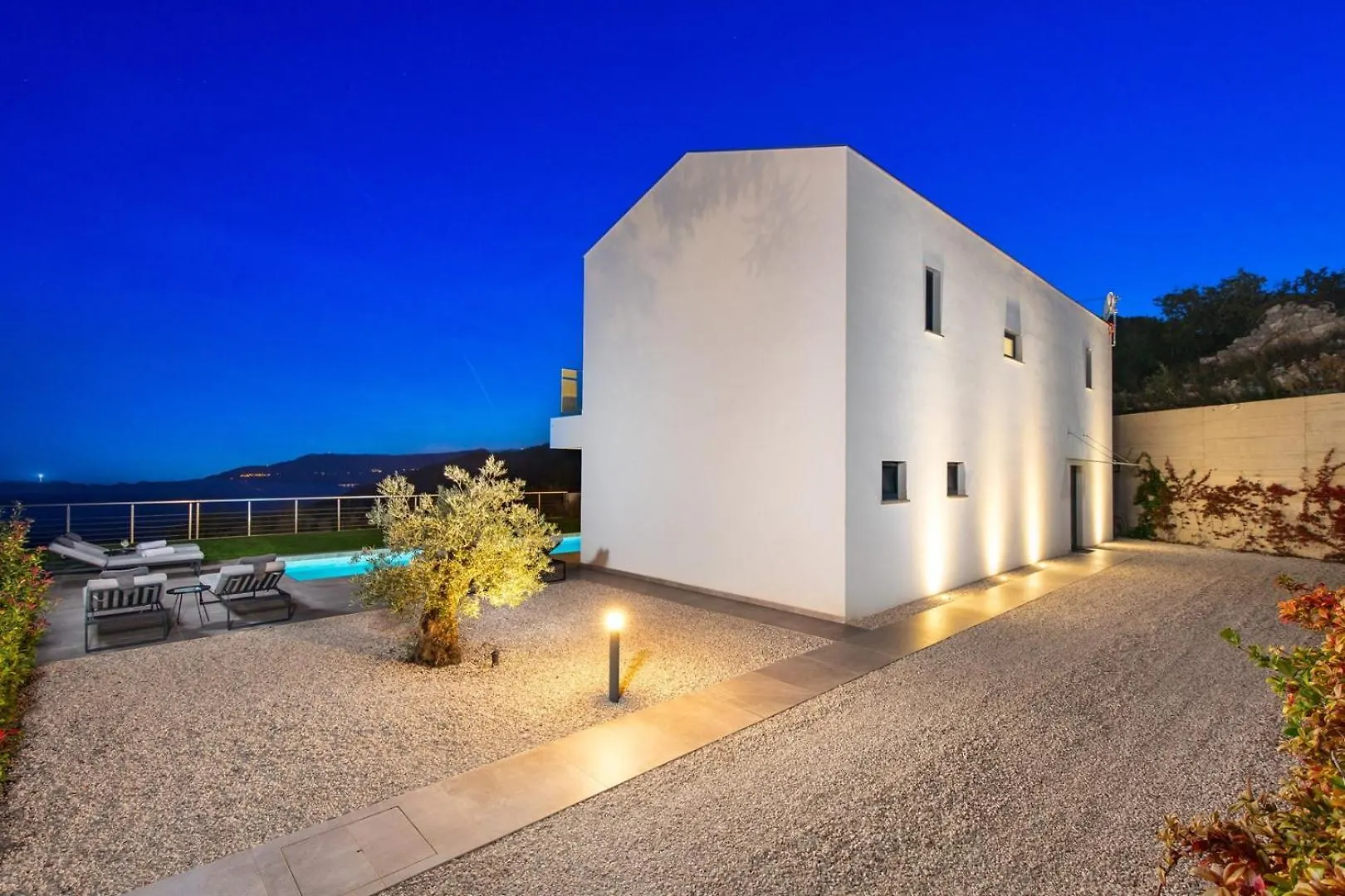 Villa Atrium With Heated Pool, Sea View, Jacuzzi, Gym And Sauna Labin   Labin (Istria)